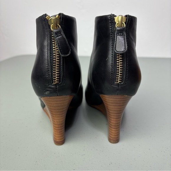 Ann Taylor Black Ankle Booties Wedge Zip Closure Women's 6.5M Classic Style - Picture 7 of 13